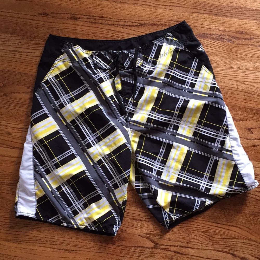 Sims men’s board shorts size 34